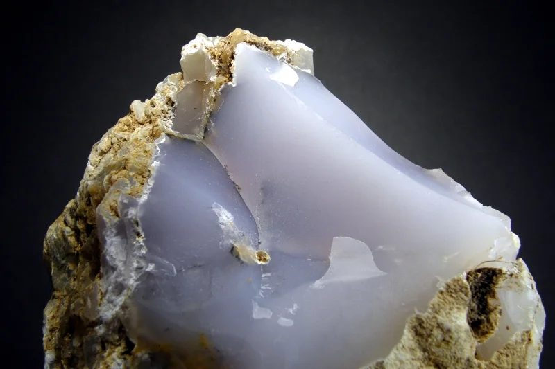 Quartz (var. chalcedony)