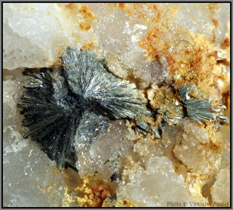 Parasymplesite