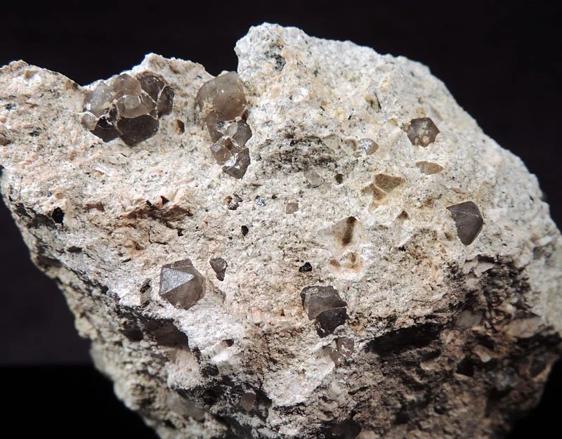 Mineral photo of Quartz from locality Jáchymov, Czech Republic