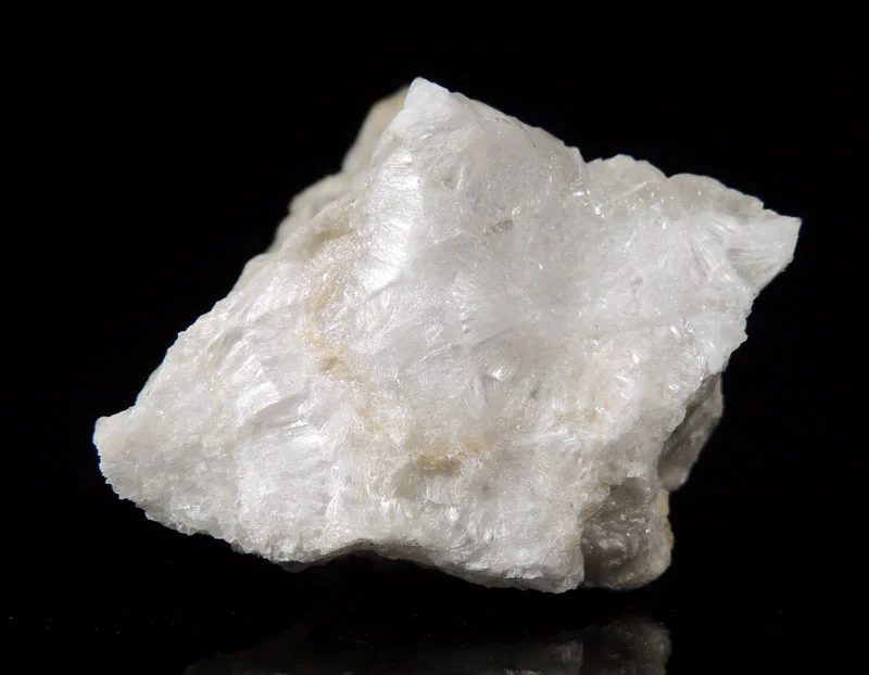 Szaibélyite