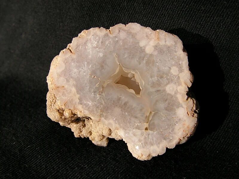Mineral photo of Quartz (var. chalcedony) from locality Habrůvka, NPR Habrůvecká bučina, Czech Republic