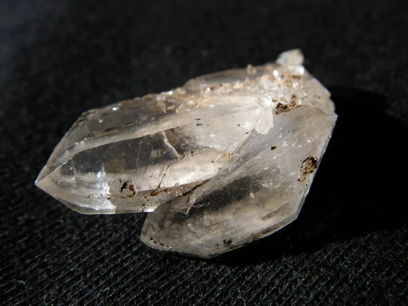 Quartz (var. rock crystal)