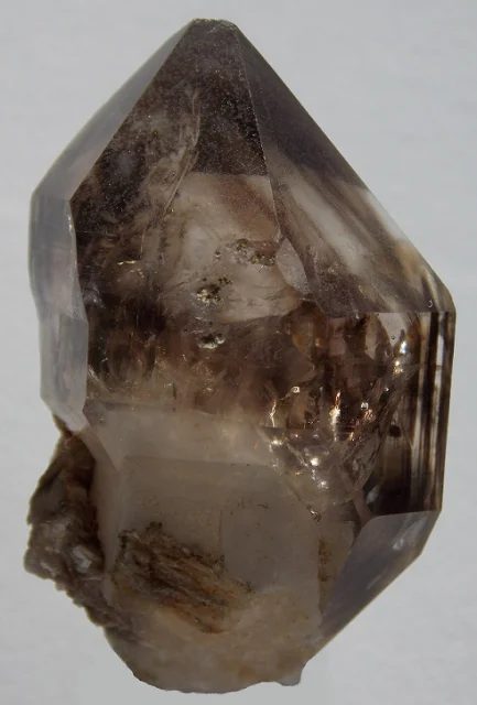 Quartz (var. smoky)