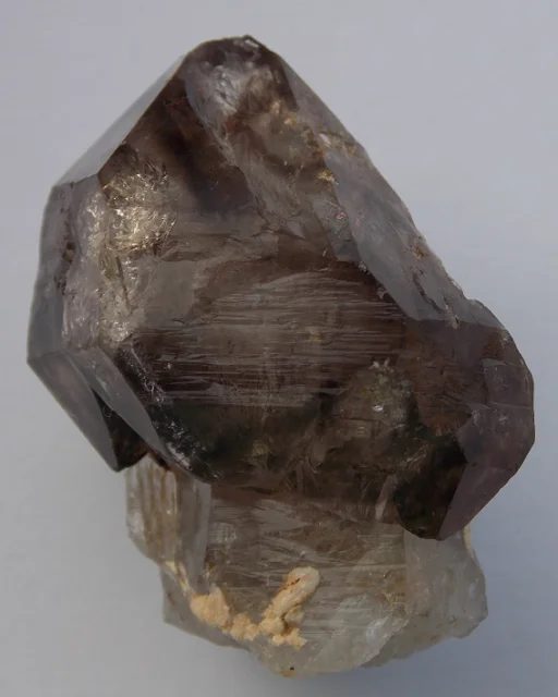 Quartz (var. smoky)