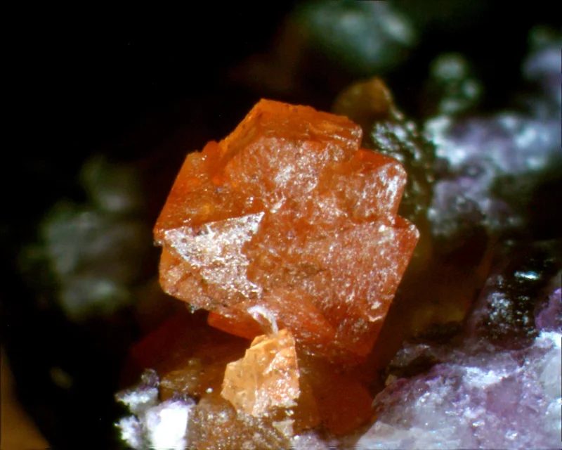 Mineral photo of Scheelite from locality Cínovec, Czech Republic