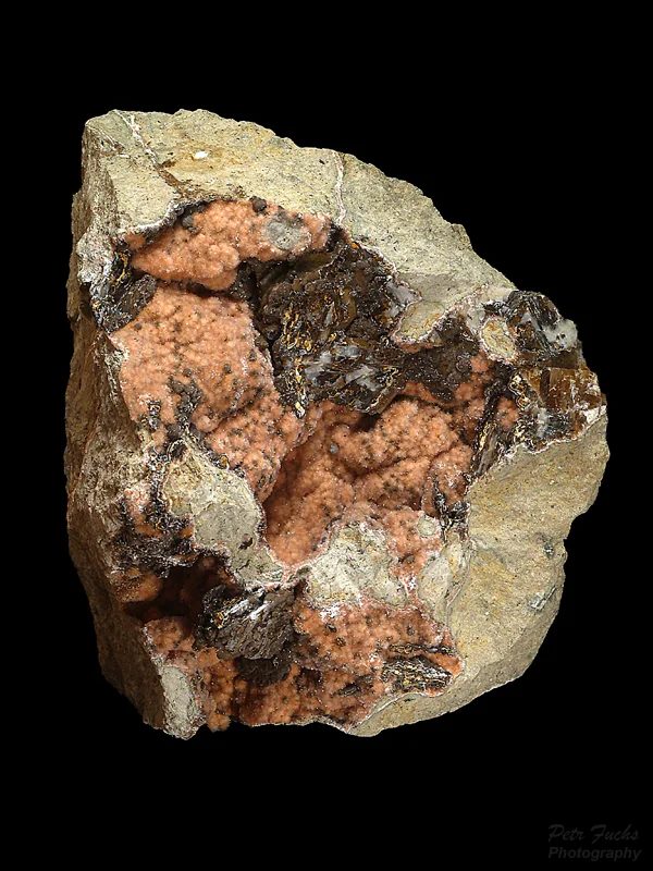 Mineral photo of Natrolite from locality Mariánská skála, Czech Republic