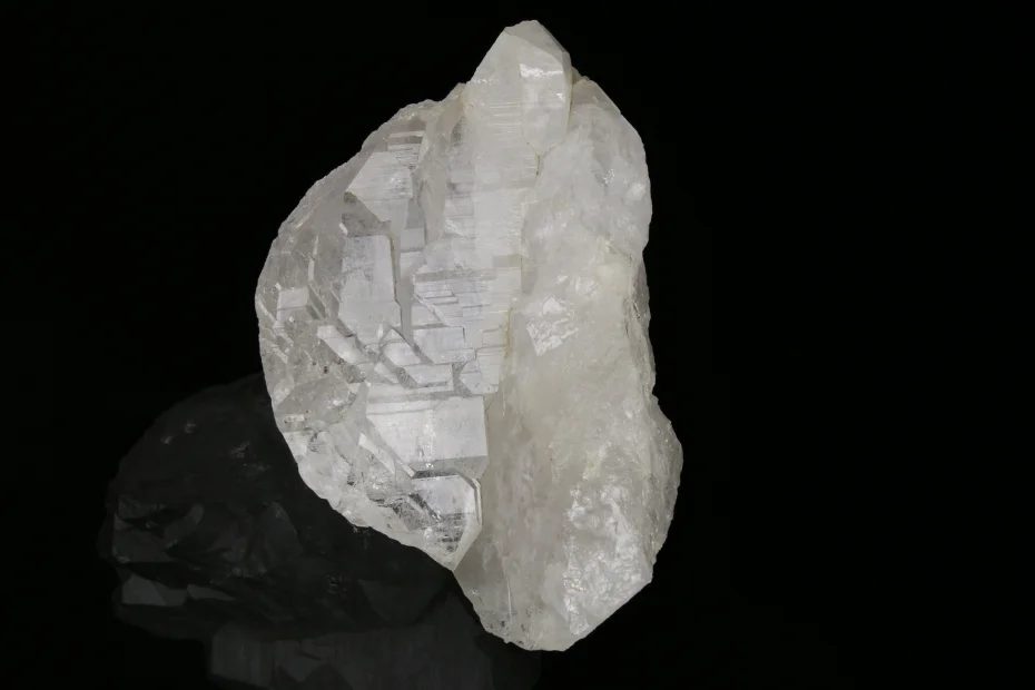 Quartz (var. rock crystal)