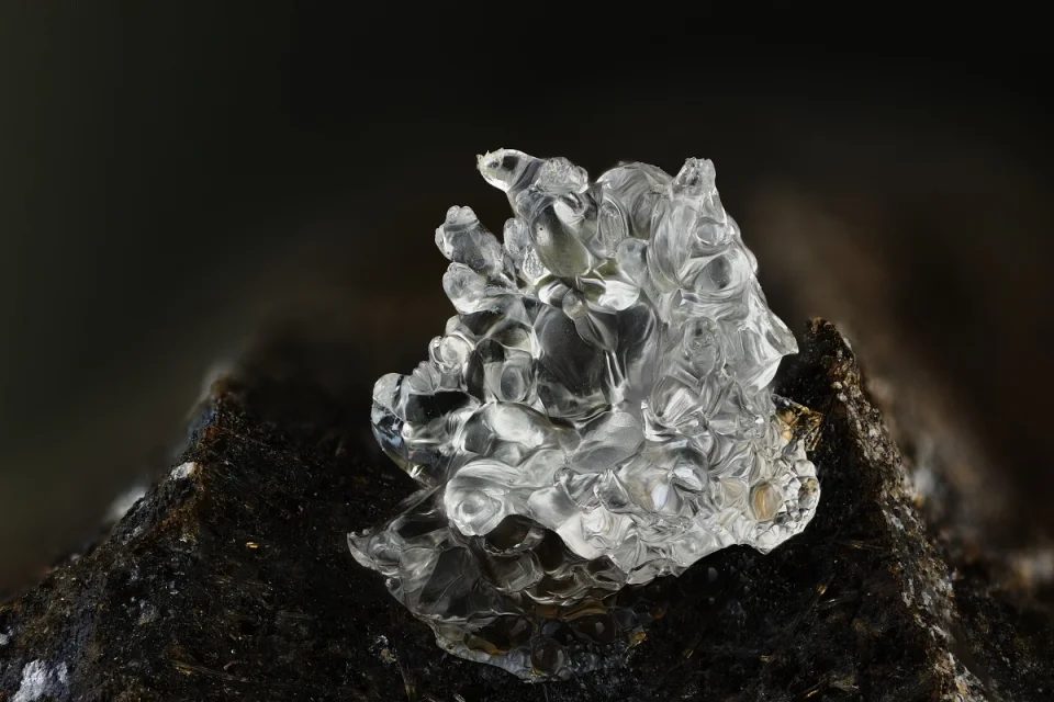 Opal (var. hyalite)