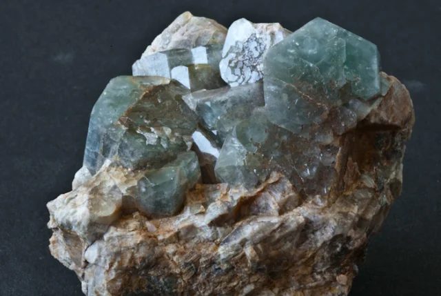 Beryl (var. aquamarine)