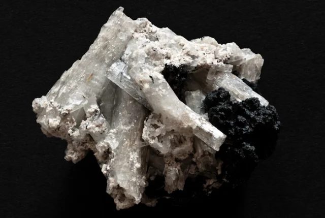 Mineral photo of Beryl (var. goshenite) from locality Hohenstein, Erongo, Namibia