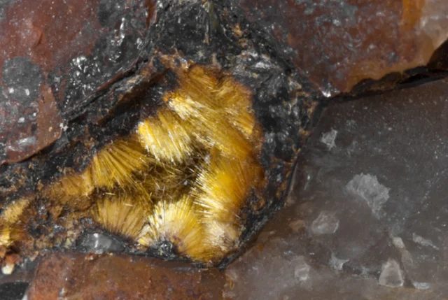 Cacoxenite