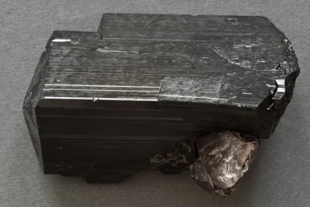 Mineral photo of Schorl from locality Erongo, Namibia