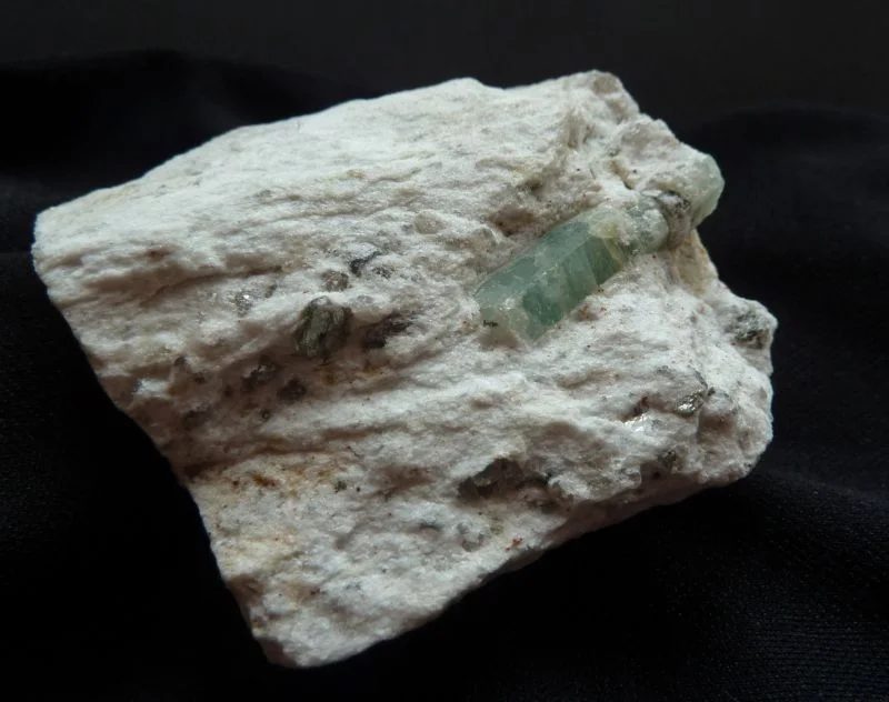 Mineral photo of Beryl from locality Maršíkov, Střelecký důl, Czech Republic