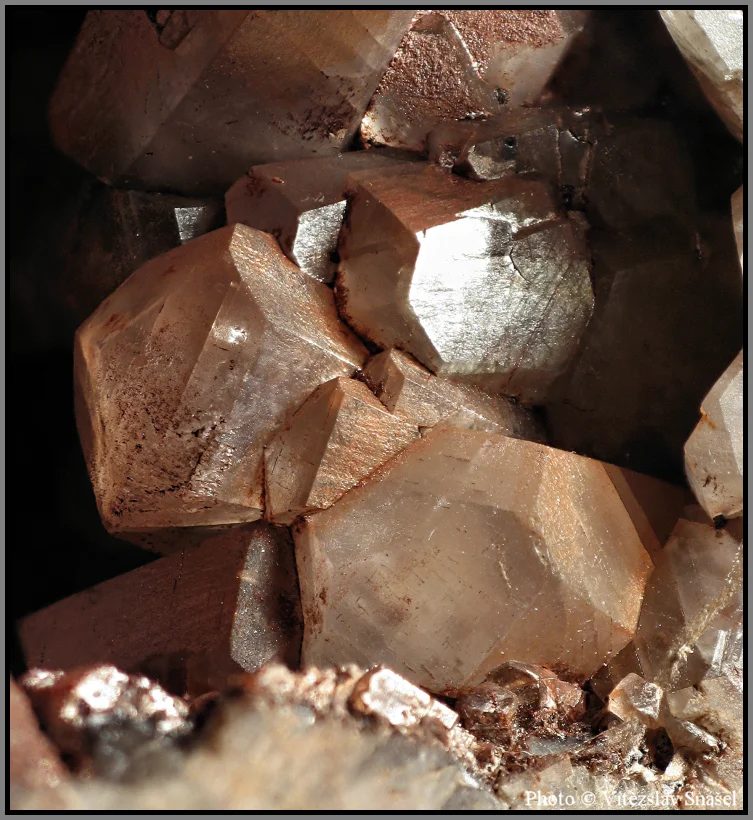 Mineral photo of Calcite from locality Šonov u Broumova, Czech Republic