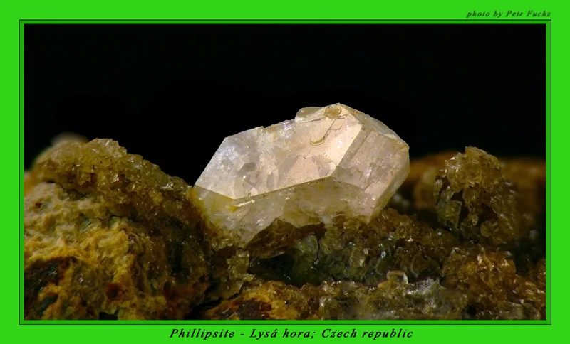 Mineral photo of Phillipsite-(Ca) from locality Lysá hora, Bělá pod Bezdězem, Czech Republic