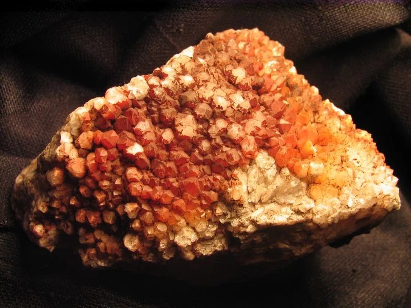 Mineral photo of Quartz from locality Borovec, Czech Republic