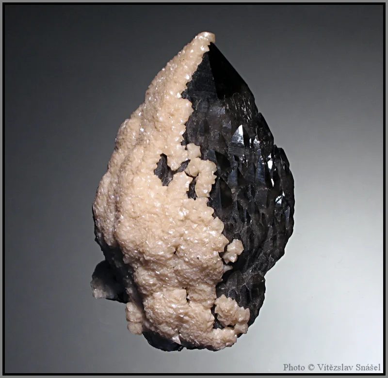Mineral photo of Dolomite, Quartz (var. smoky) from locality Cavnic, Romania
