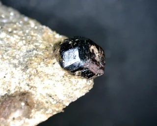 Mineral photo of Almandine from locality Zlatý Chlum u Jeseníku, Czech Republic