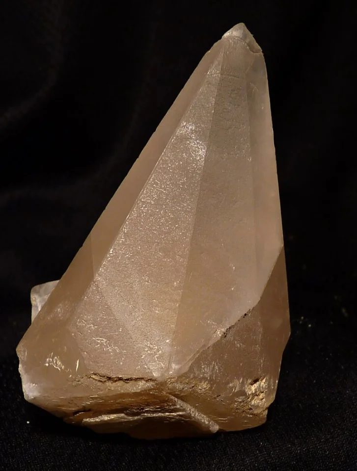 Mineral photo of Calcite from locality Černotín, Czech Republic