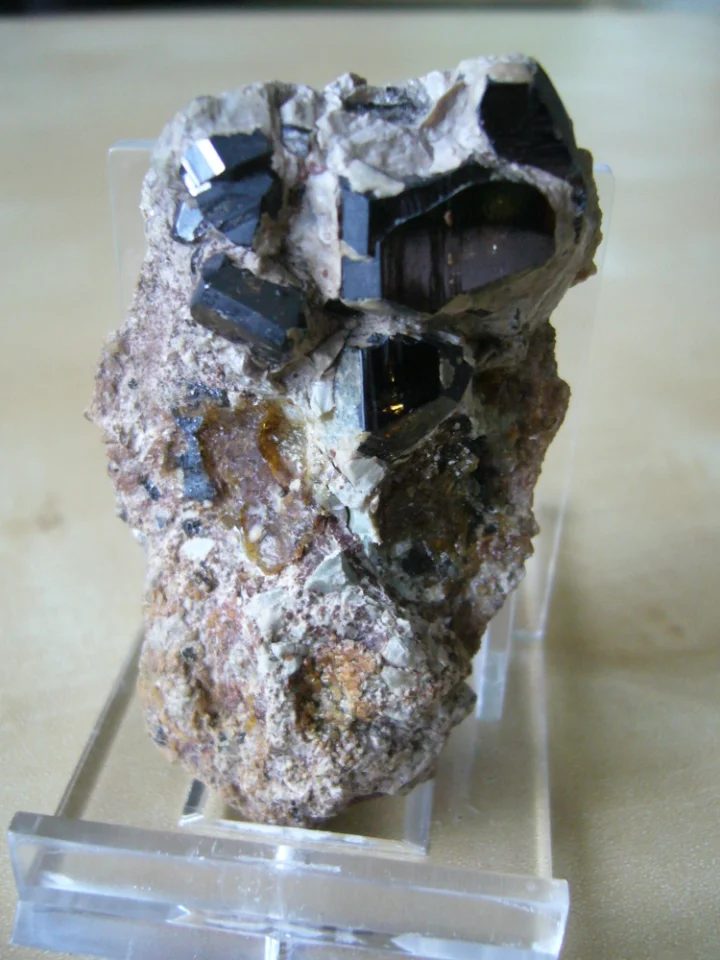 Mineral photo of Cassiterite from locality Krásno, Czech Republic