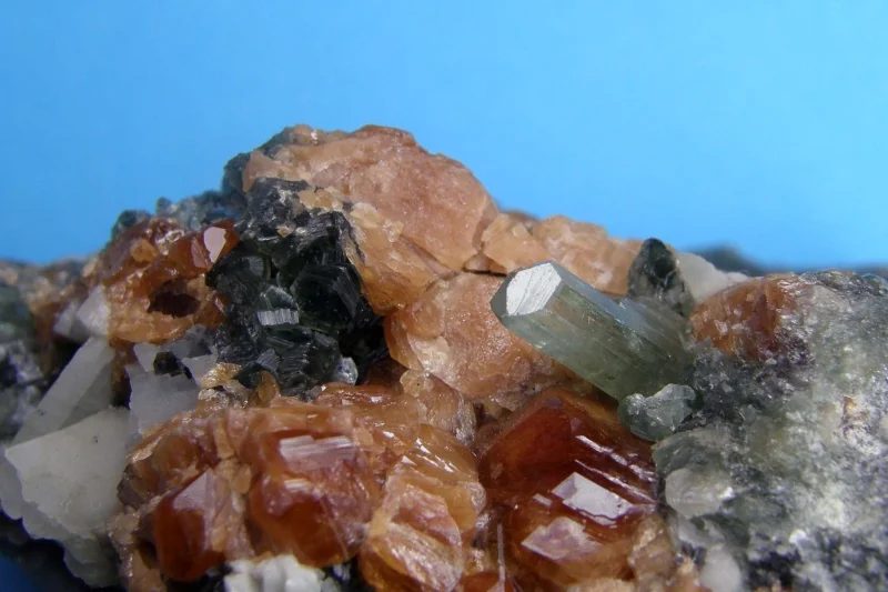 Chlorite, Diopside, Grossular