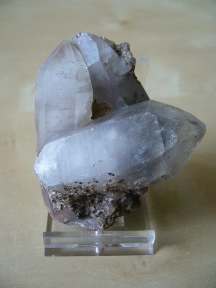 Mineral photo of Quartz from locality Krupka, Czech Republic