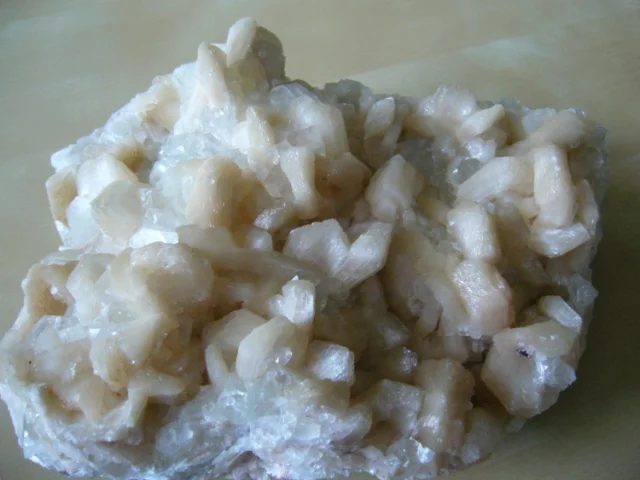 Apophyllite, Stilbite