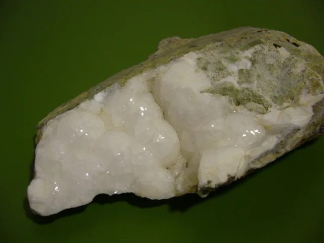 Thomsonite