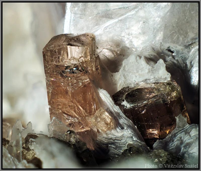 Elbaite (var. rubellite)