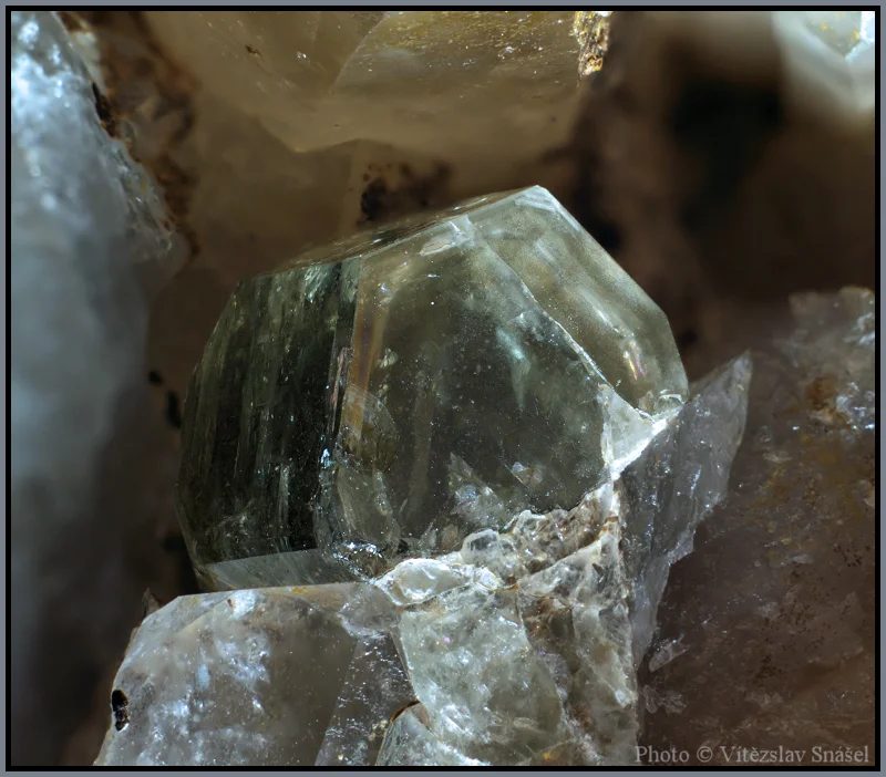 Fluorapatite