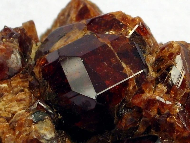 Mineral photo of Grossular (var. hessonite) from locality Žulová, Vycpálek, Czech Republic