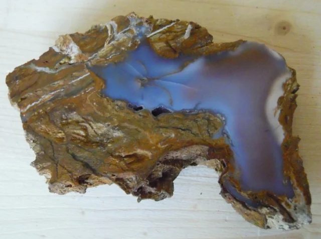 Quartz (var. chalcedony)