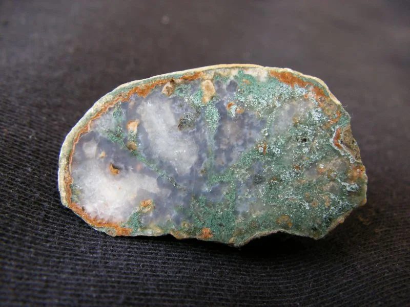 Quartz (var. chalcedony)