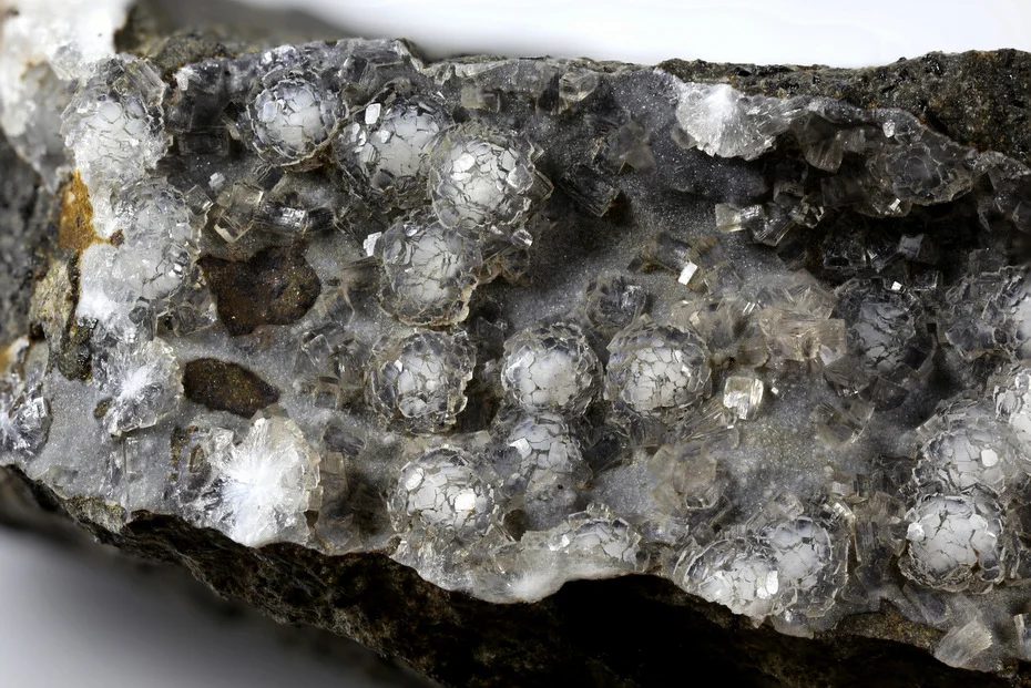 Thomsonite-(Ca)