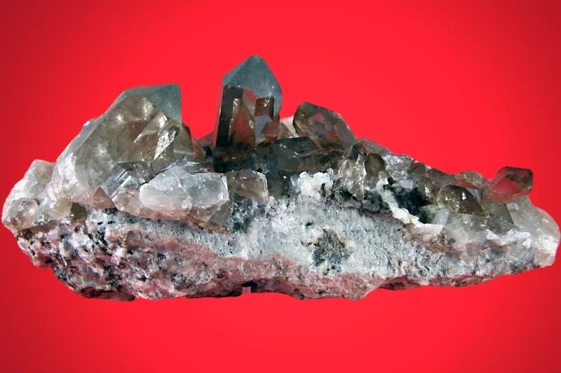 Quartz (var. smoky)