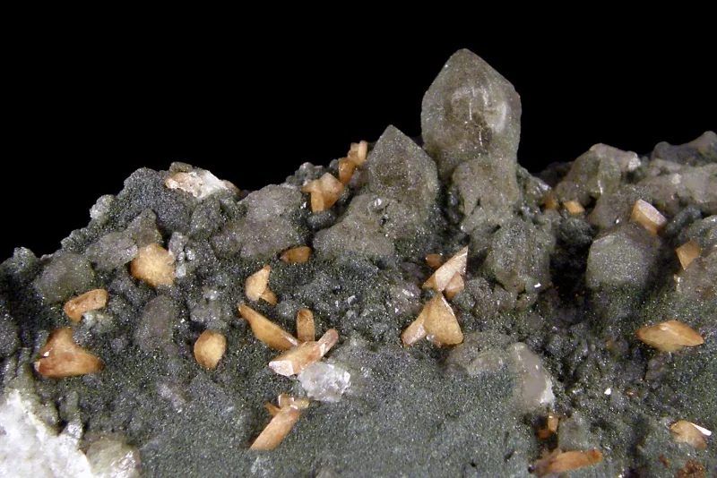 Mineral photo of Titanite from locality Mt. Blanc Massif, France