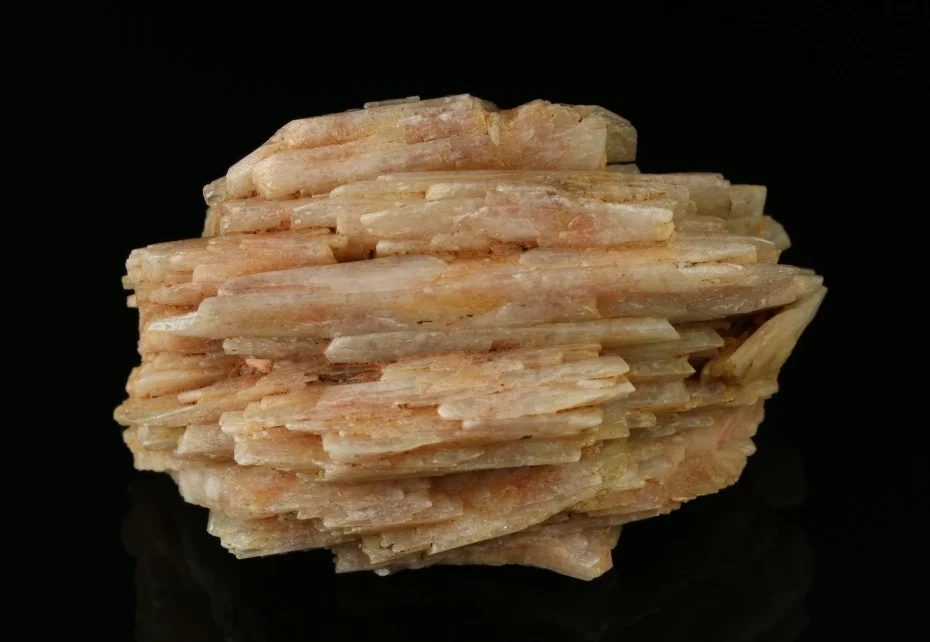 Mineral photo of Baryte from locality Dřínová, Czech Republic