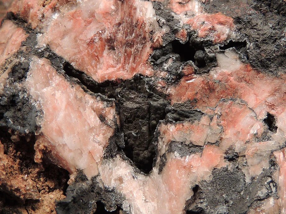 Baryte, Romanéchite
